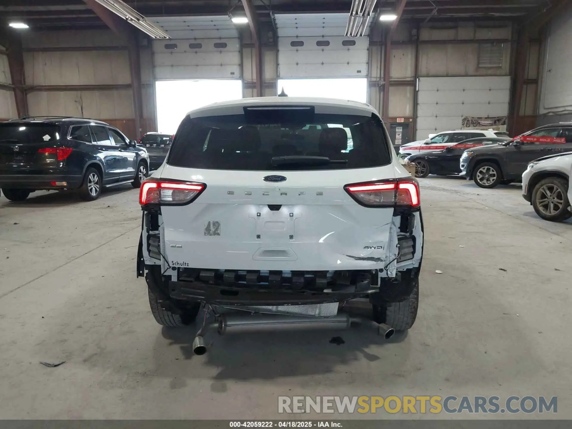 17 Photograph of a damaged car 1FMCU9G65NUB12899 FORD ESCAPE 2022