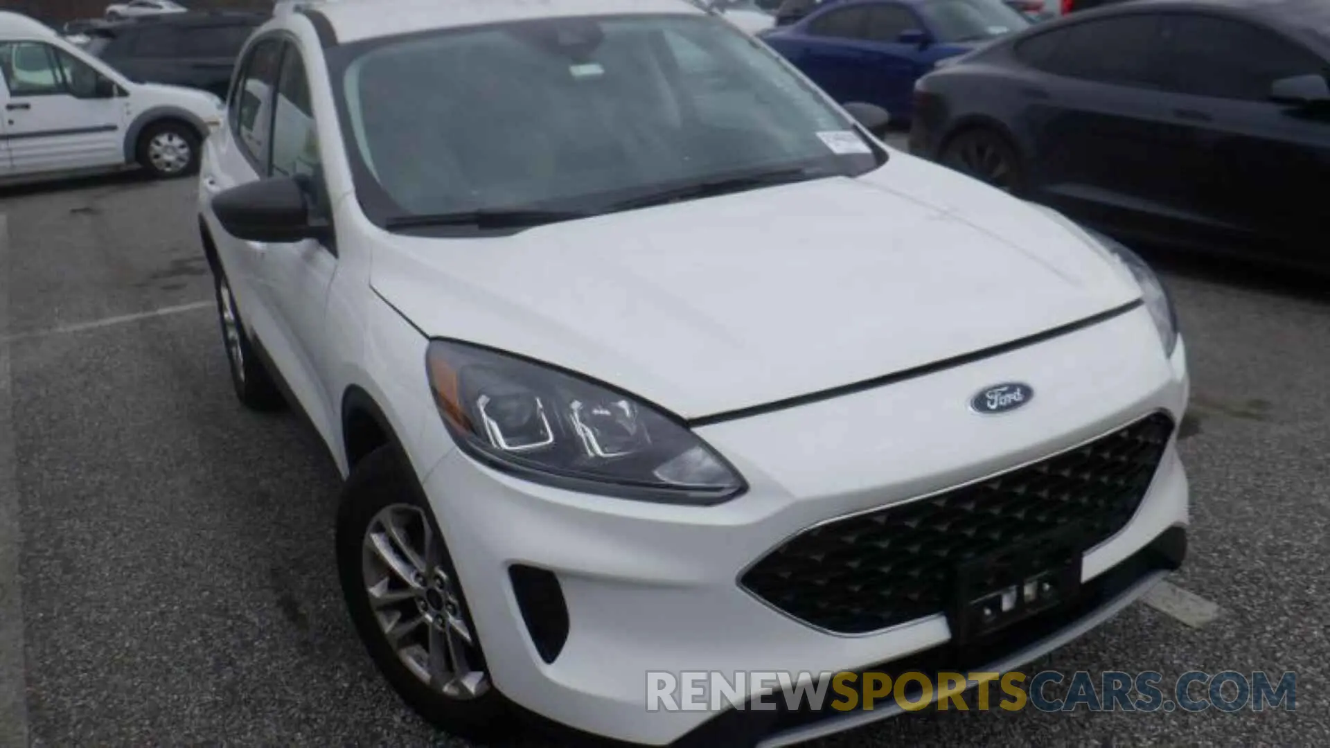 16 Photograph of a damaged car 1FMCU9G65NUB26446 FORD ESCAPE 2022