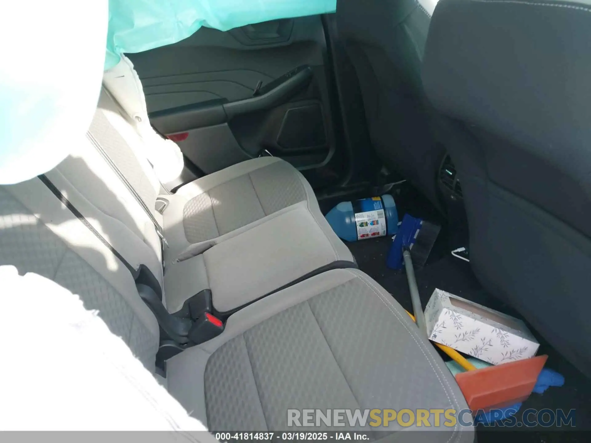 8 Photograph of a damaged car 1FMCU9G65NUB67143 FORD ESCAPE 2022