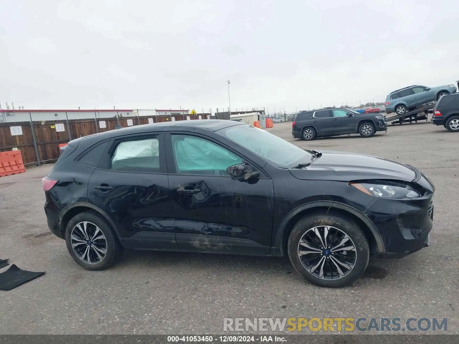 12 Photograph of a damaged car 1FMCU9G66NUA06865 FORD ESCAPE 2022