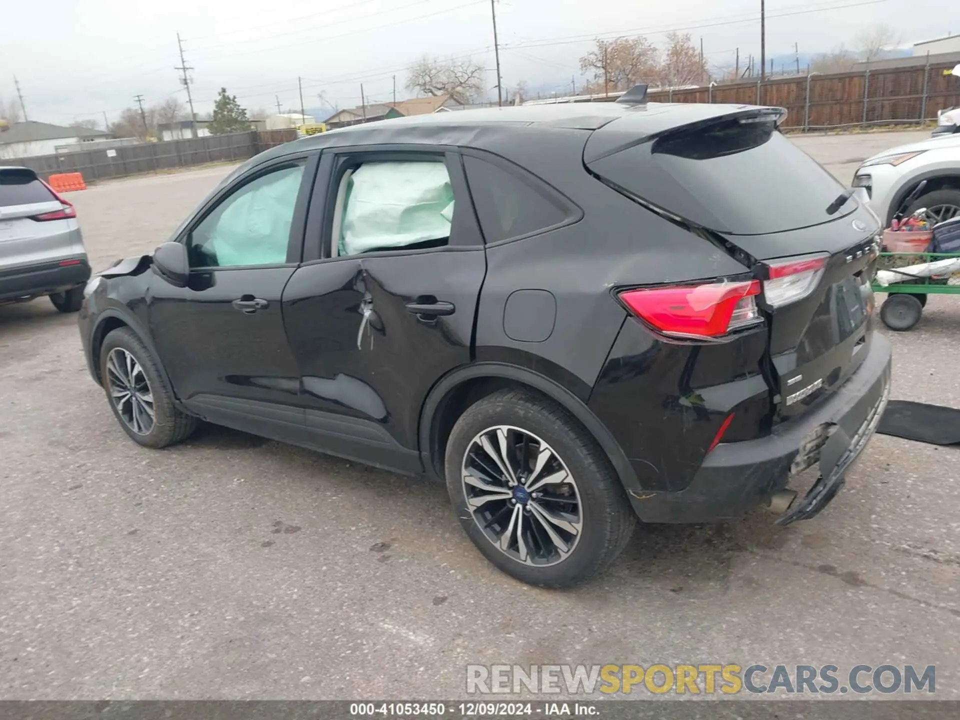 3 Photograph of a damaged car 1FMCU9G66NUA06865 FORD ESCAPE 2022