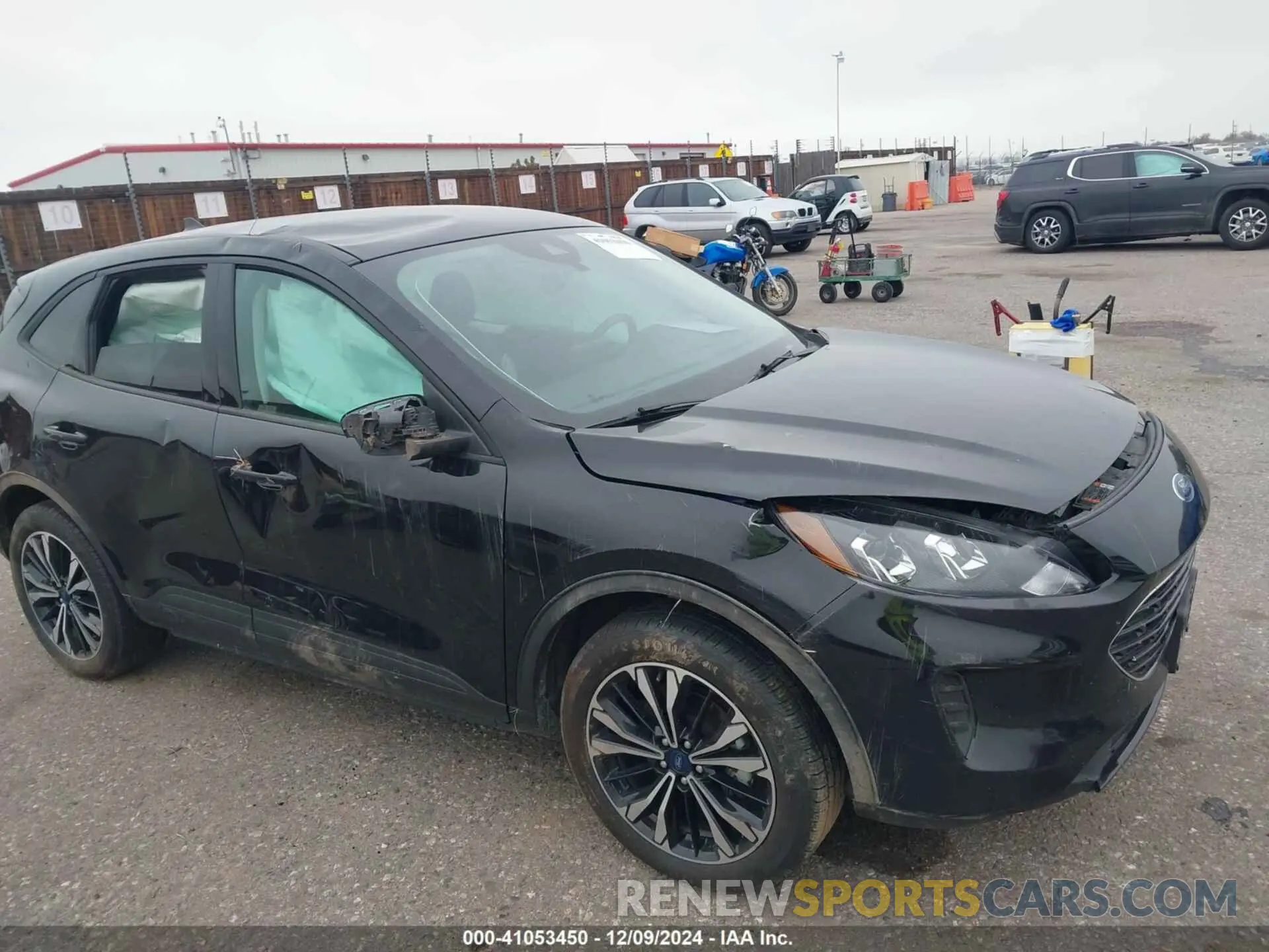 6 Photograph of a damaged car 1FMCU9G66NUA06865 FORD ESCAPE 2022