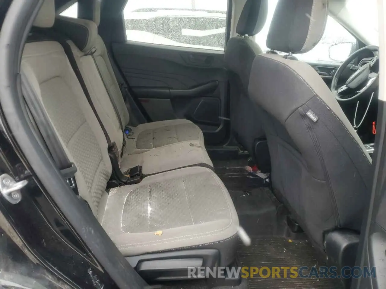 11 Photograph of a damaged car 1FMCU9G66NUA17462 FORD ESCAPE 2022