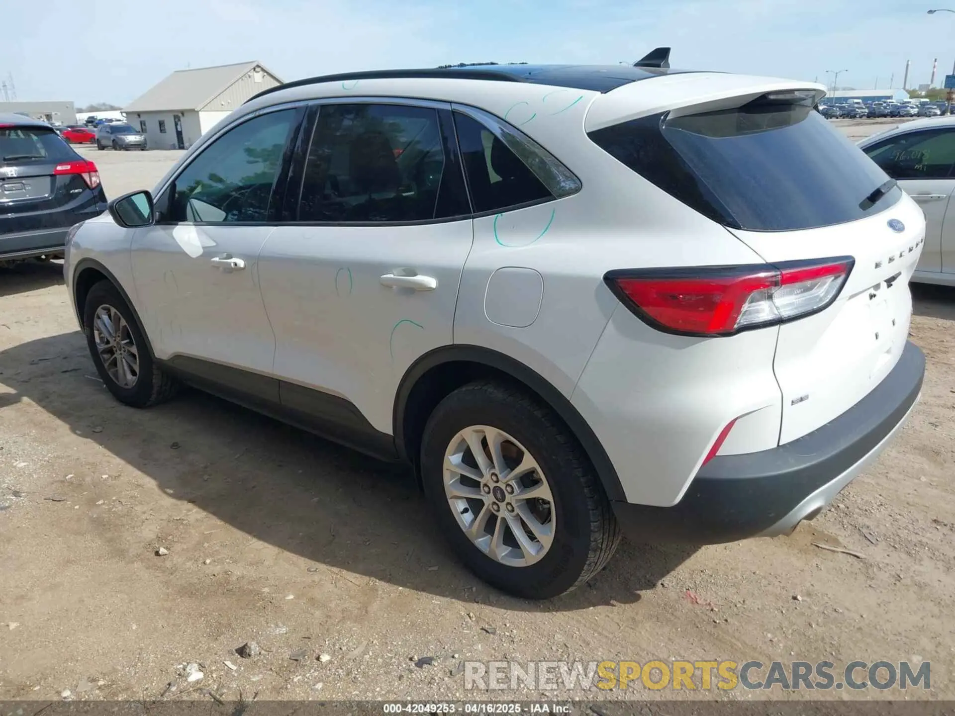 3 Photograph of a damaged car 1FMCU9G66NUA79069 FORD ESCAPE 2022