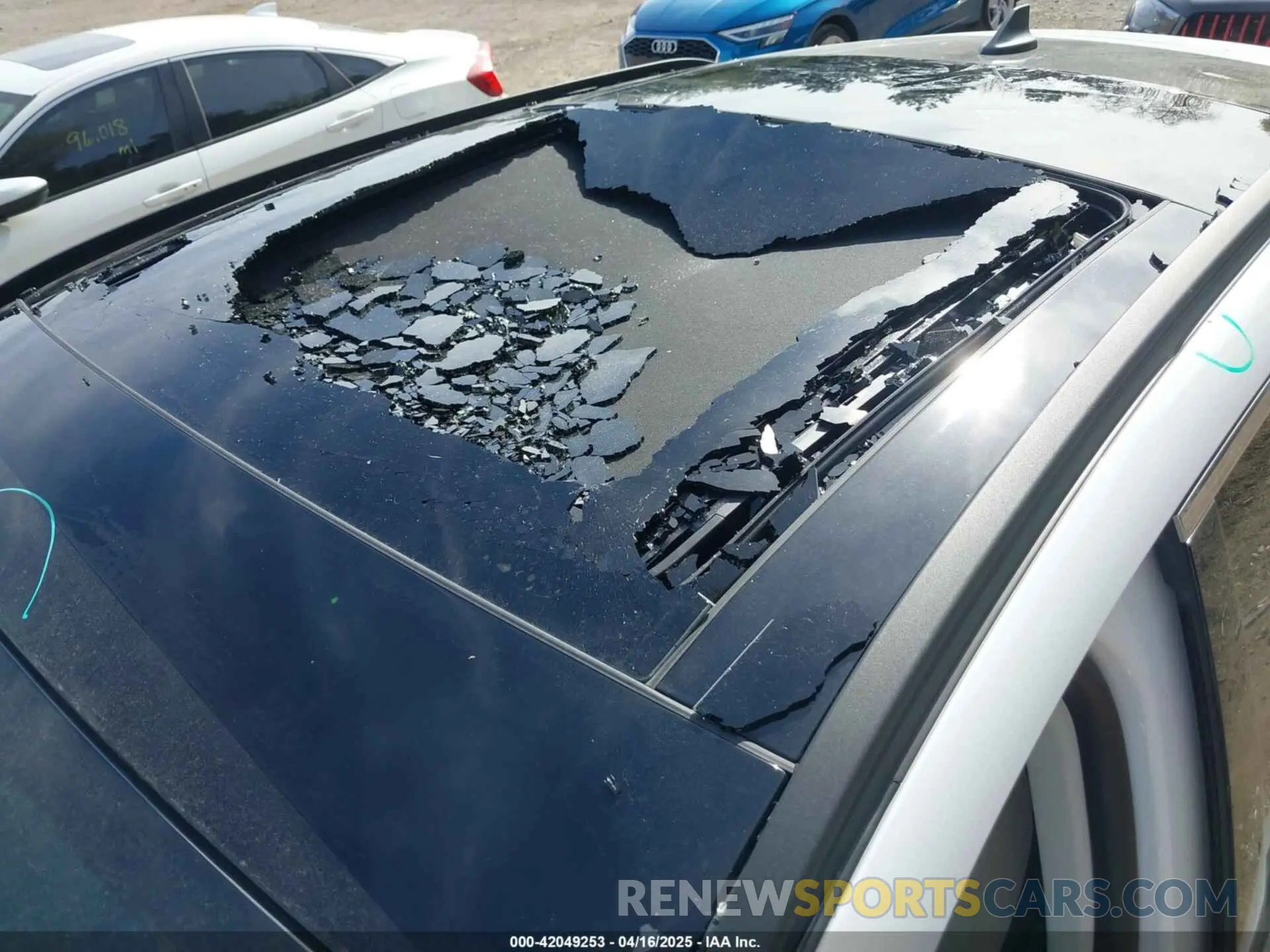 6 Photograph of a damaged car 1FMCU9G66NUA79069 FORD ESCAPE 2022
