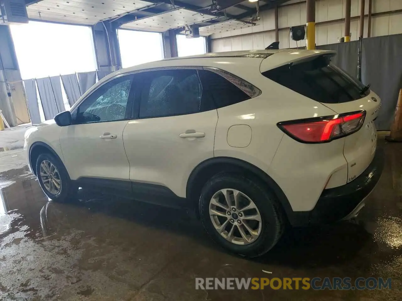 2 Photograph of a damaged car 1FMCU9G66NUB16086 FORD ESCAPE 2022