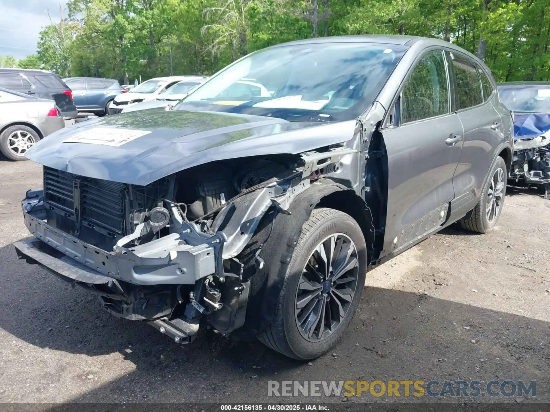 2 Photograph of a damaged car 1FMCU9G66NUB20350 FORD ESCAPE 2022