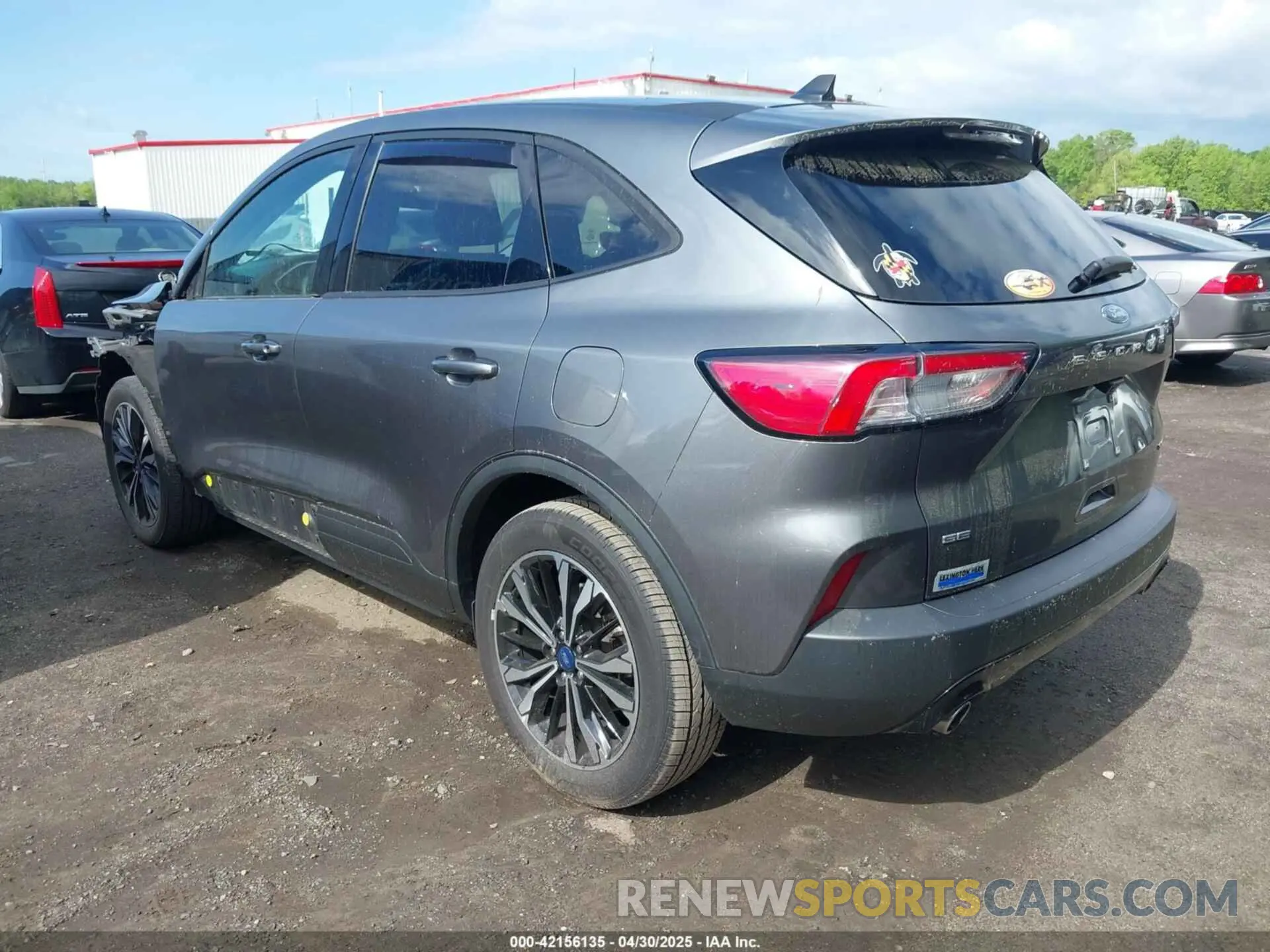 3 Photograph of a damaged car 1FMCU9G66NUB20350 FORD ESCAPE 2022