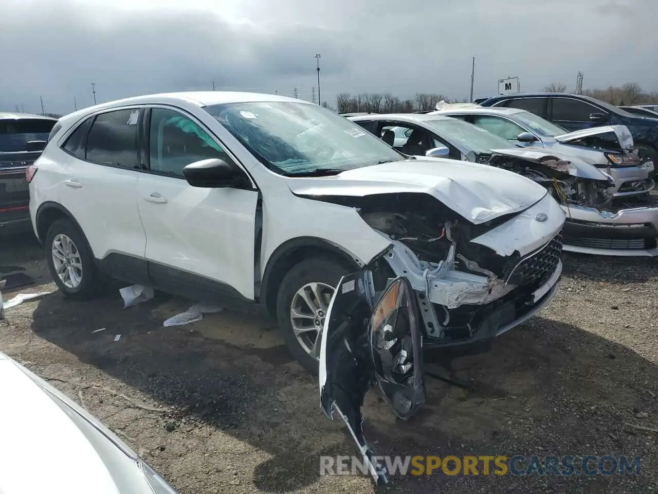 4 Photograph of a damaged car 1FMCU9G66NUB79754 FORD ESCAPE 2022
