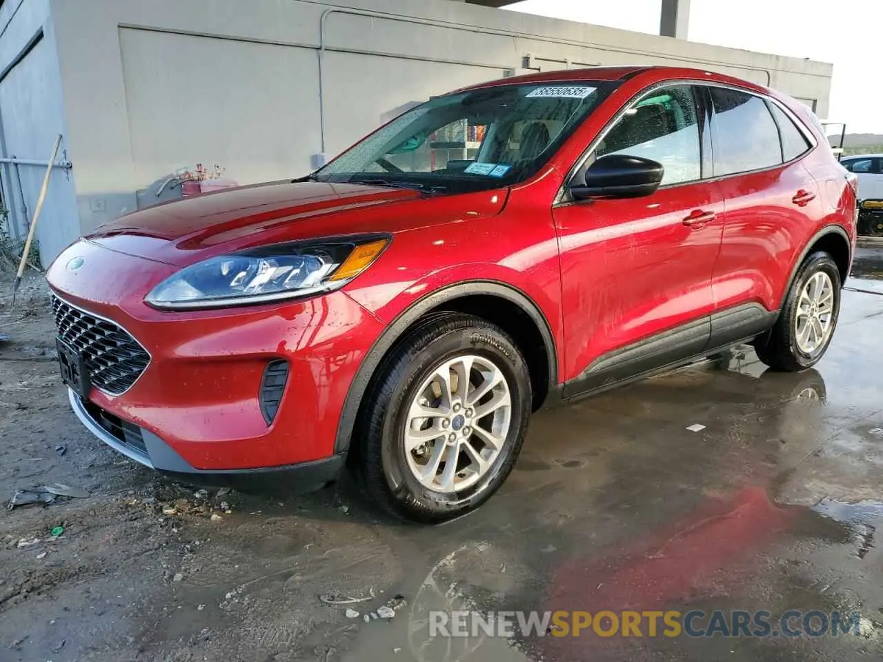 1 Photograph of a damaged car 1FMCU9G66NUB83349 FORD ESCAPE 2022