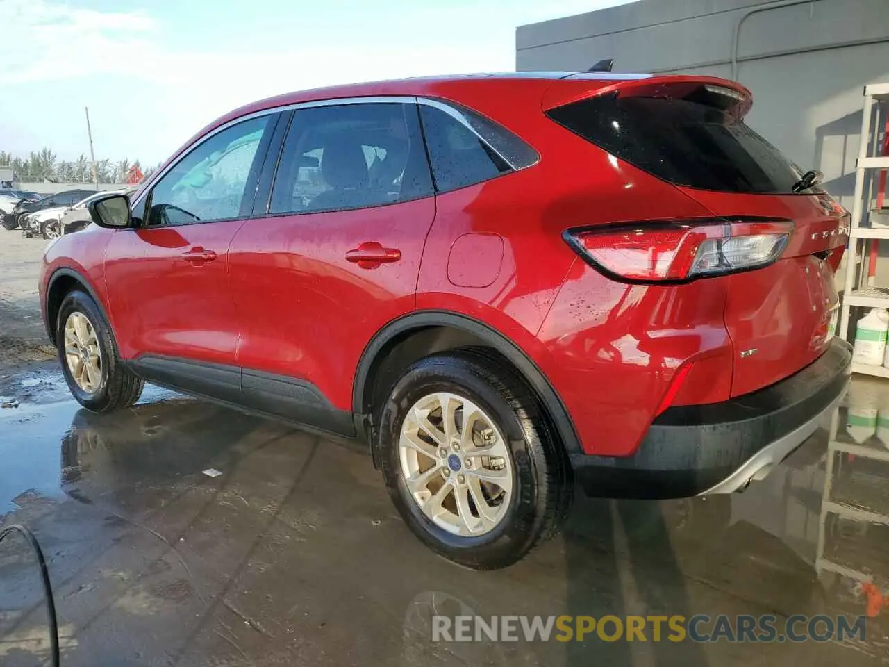 2 Photograph of a damaged car 1FMCU9G66NUB83349 FORD ESCAPE 2022