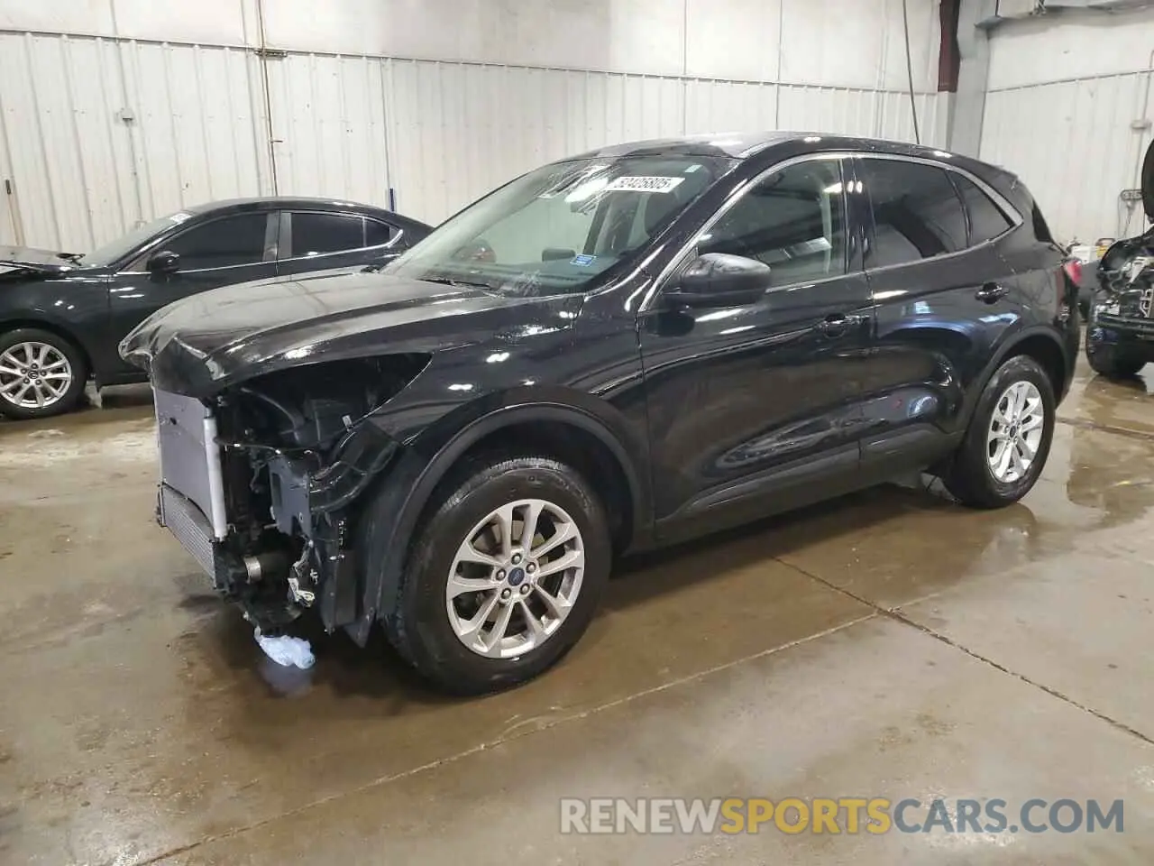 1 Photograph of a damaged car 1FMCU9G66NUC04393 FORD ESCAPE 2022