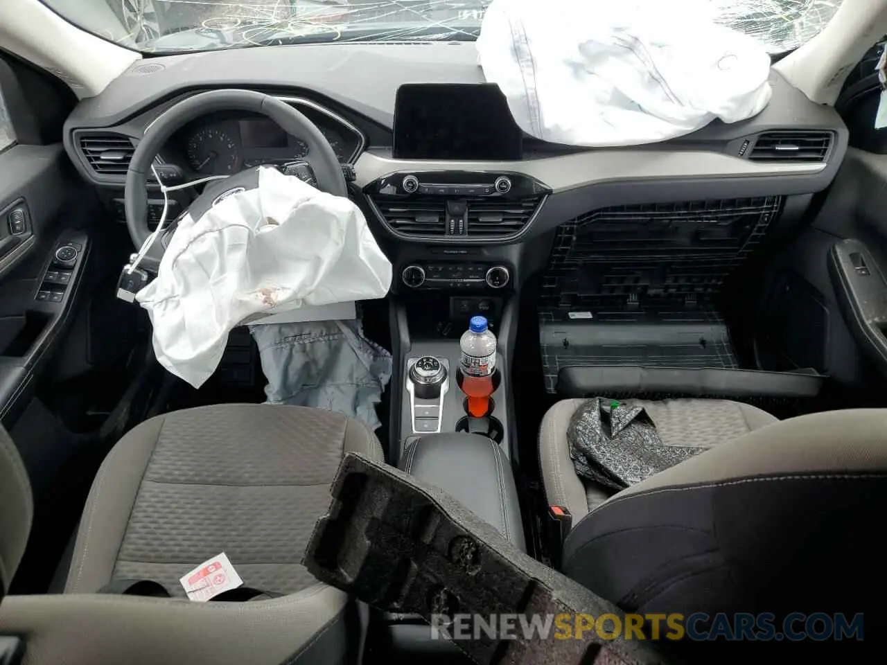 8 Photograph of a damaged car 1FMCU9G67NUA17776 FORD ESCAPE 2022