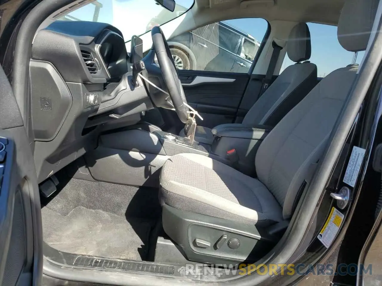 7 Photograph of a damaged car 1FMCU9G67NUA29670 FORD ESCAPE 2022