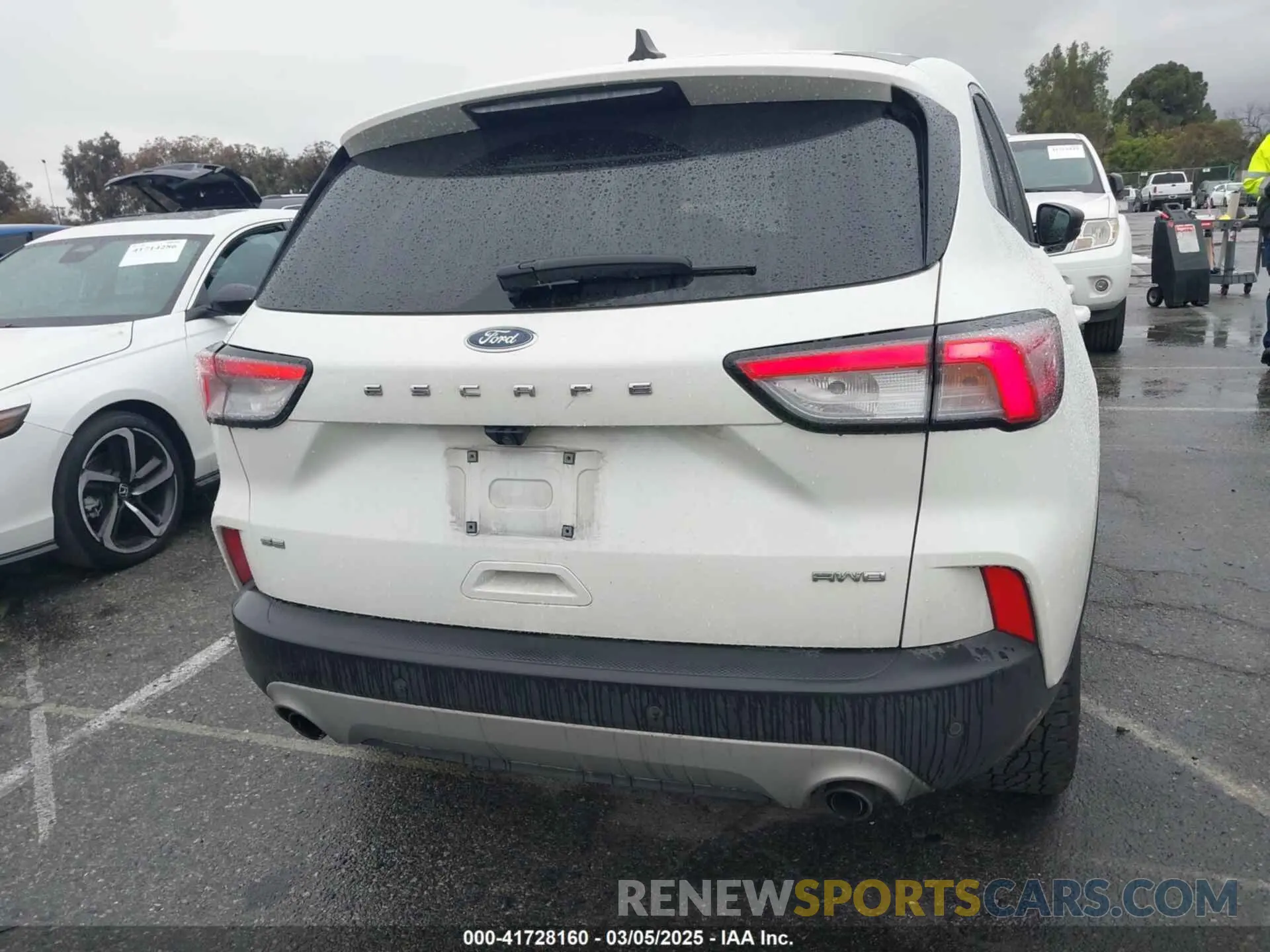 16 Photograph of a damaged car 1FMCU9G67NUA60854 FORD ESCAPE 2022