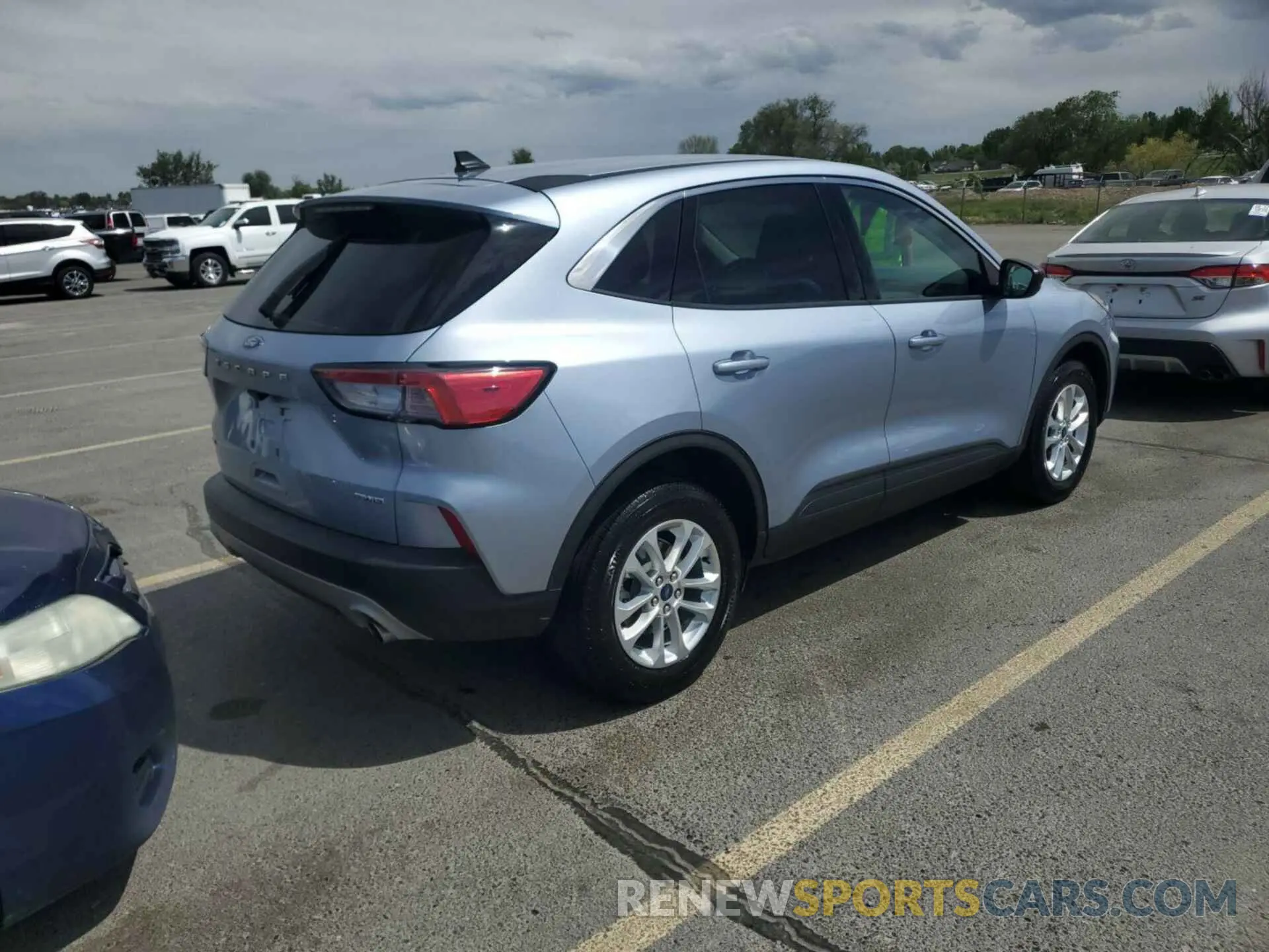 9 Photograph of a damaged car 1FMCU9G67NUB33074 FORD ESCAPE 2022
