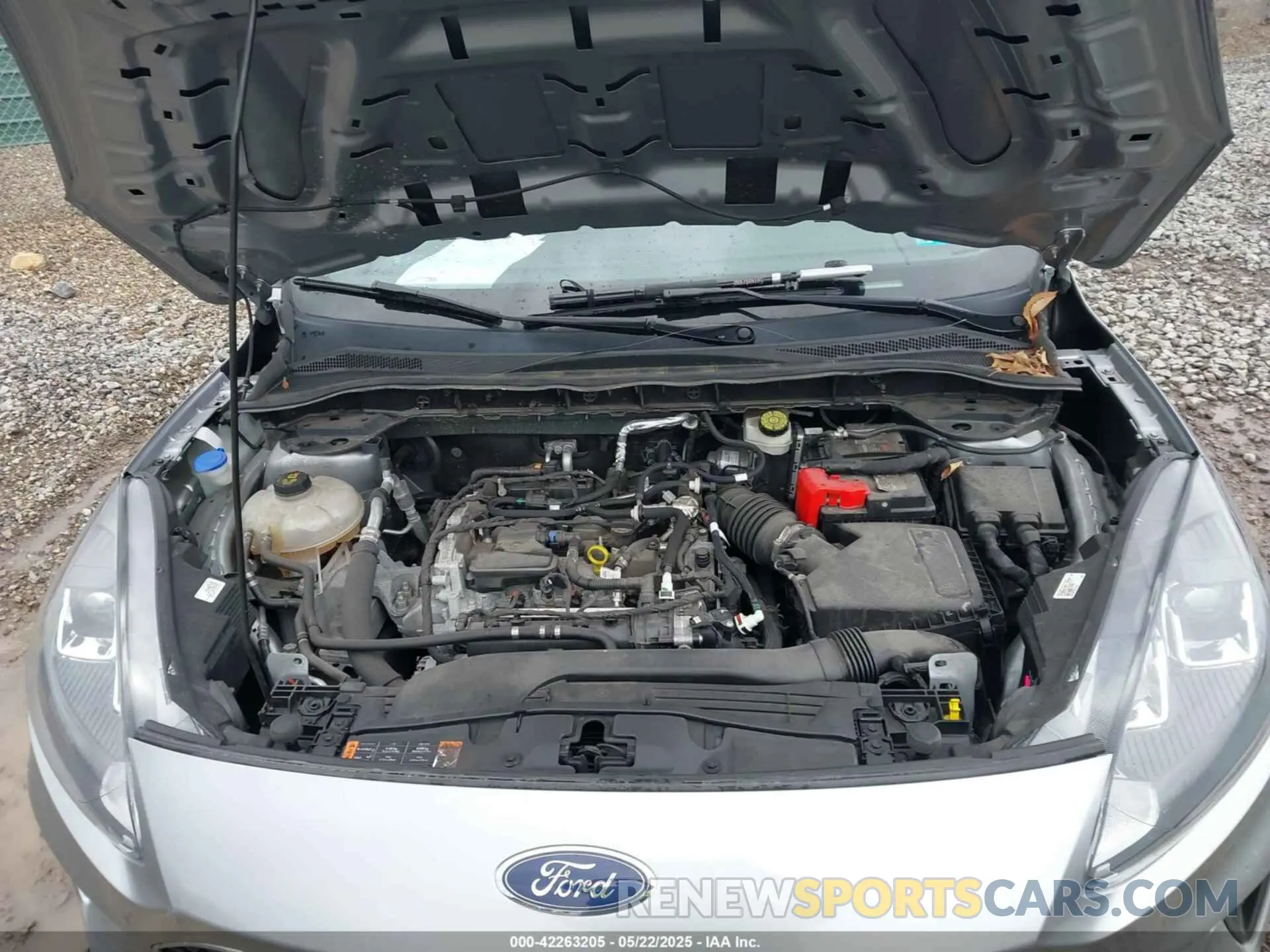 10 Photograph of a damaged car 1FMCU9G67NUB41403 FORD ESCAPE 2022