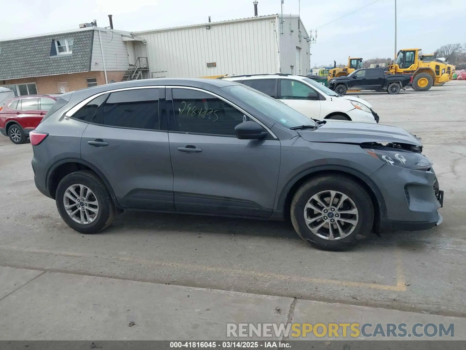13 Photograph of a damaged car 1FMCU9G67NUB51168 FORD ESCAPE 2022