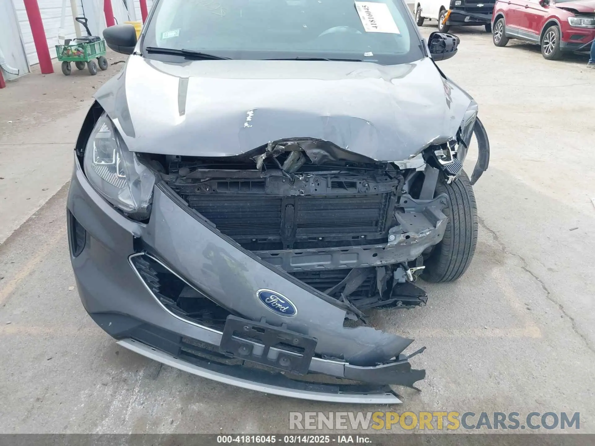 6 Photograph of a damaged car 1FMCU9G67NUB51168 FORD ESCAPE 2022