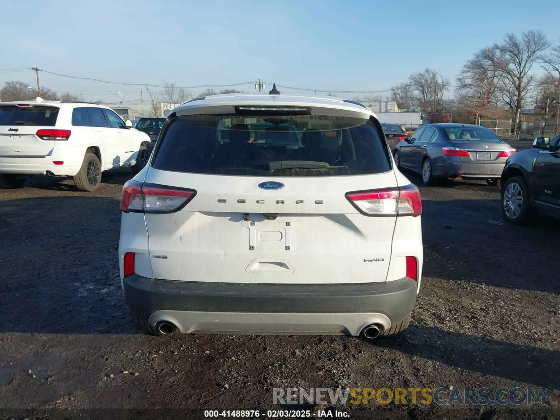 16 Photograph of a damaged car 1FMCU9G68NUA44940 FORD ESCAPE 2022