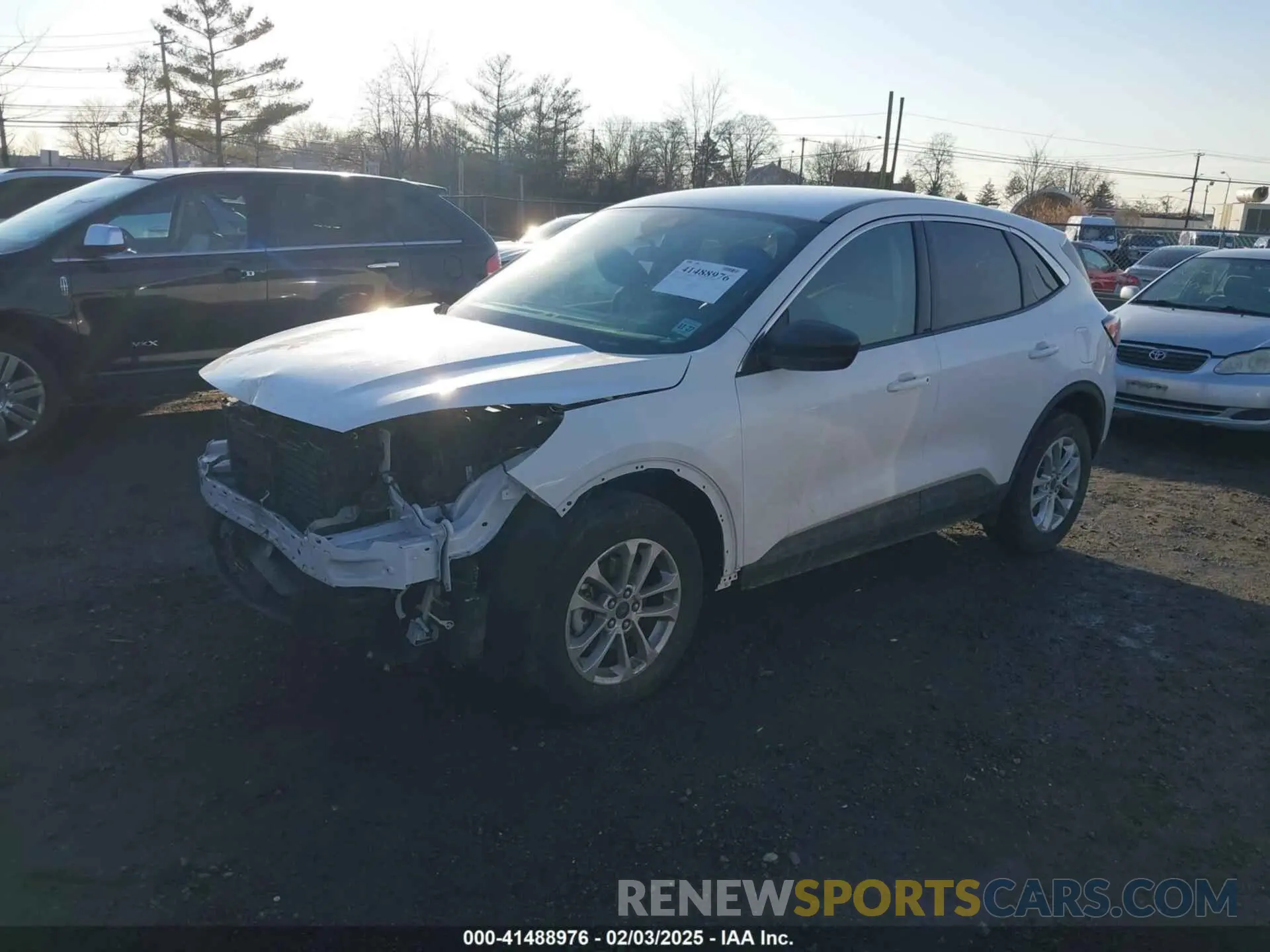 2 Photograph of a damaged car 1FMCU9G68NUA44940 FORD ESCAPE 2022