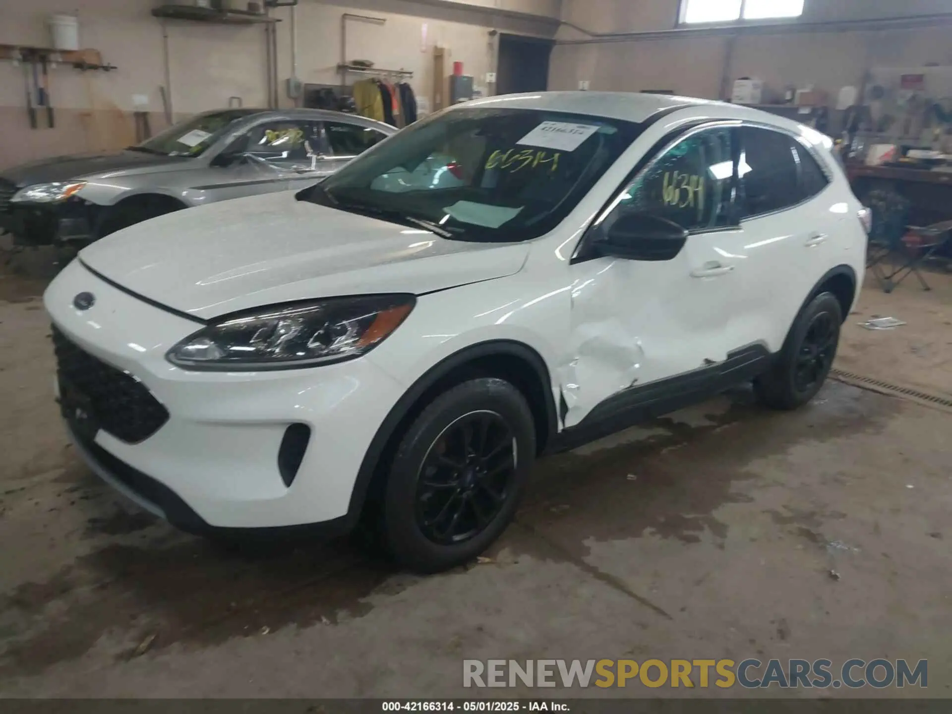 2 Photograph of a damaged car 1FMCU9G68NUB16493 FORD ESCAPE 2022