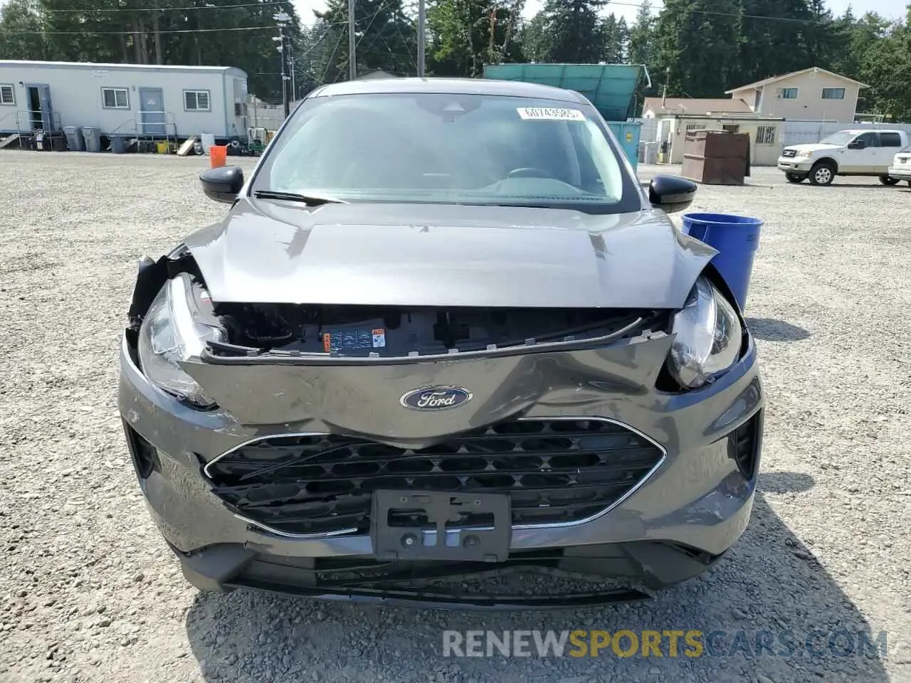 5 Photograph of a damaged car 1FMCU9G68NUB36596 FORD ESCAPE 2022