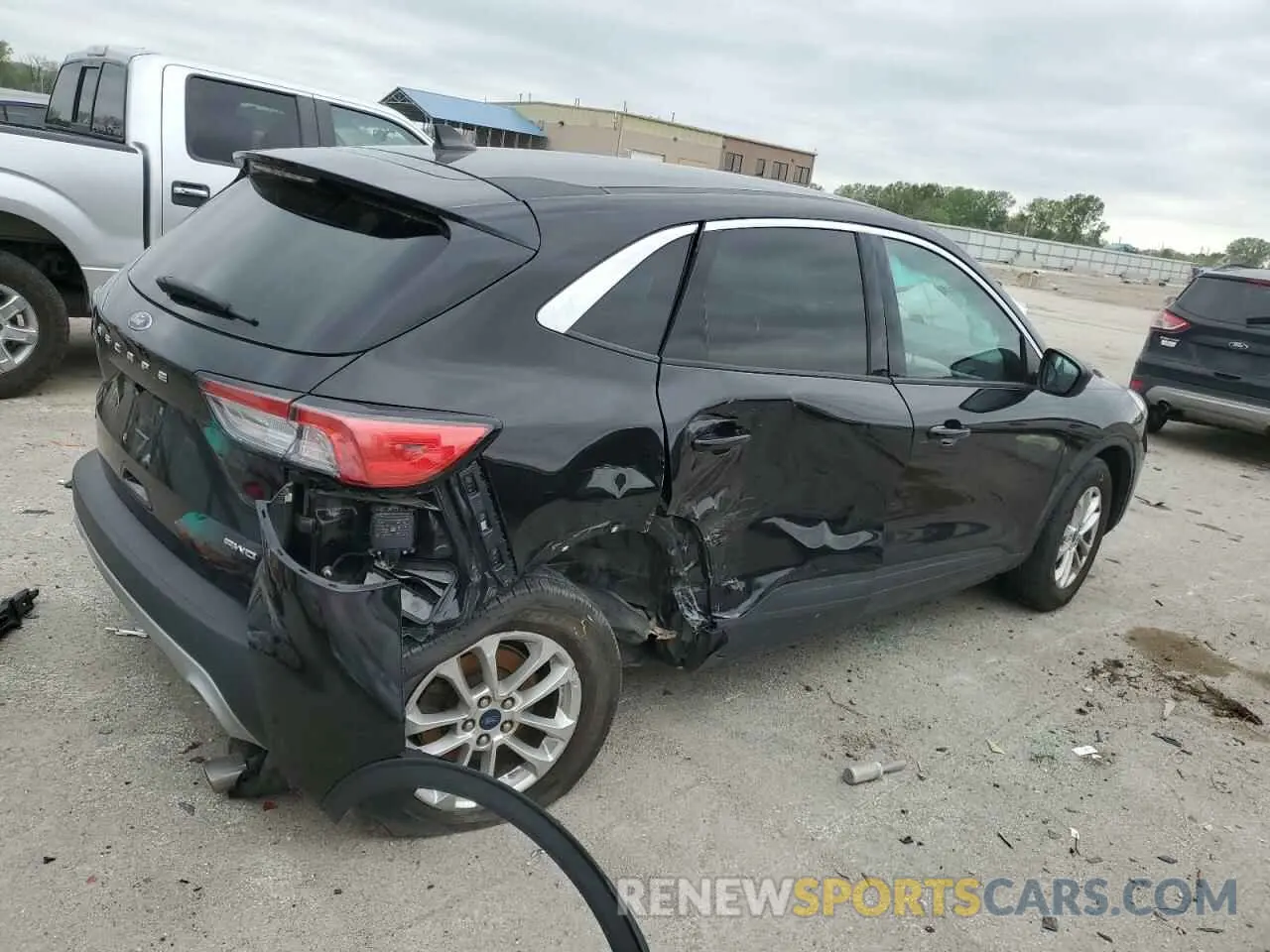 3 Photograph of a damaged car 1FMCU9G68NUB51034 FORD ESCAPE 2022