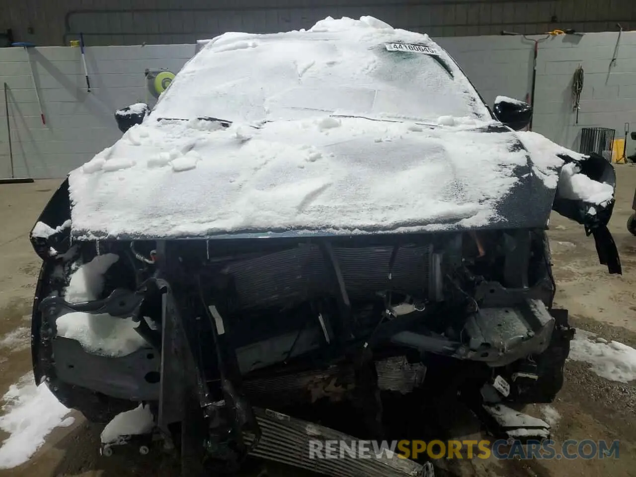 5 Photograph of a damaged car 1FMCU9G68NUB61479 FORD ESCAPE 2022