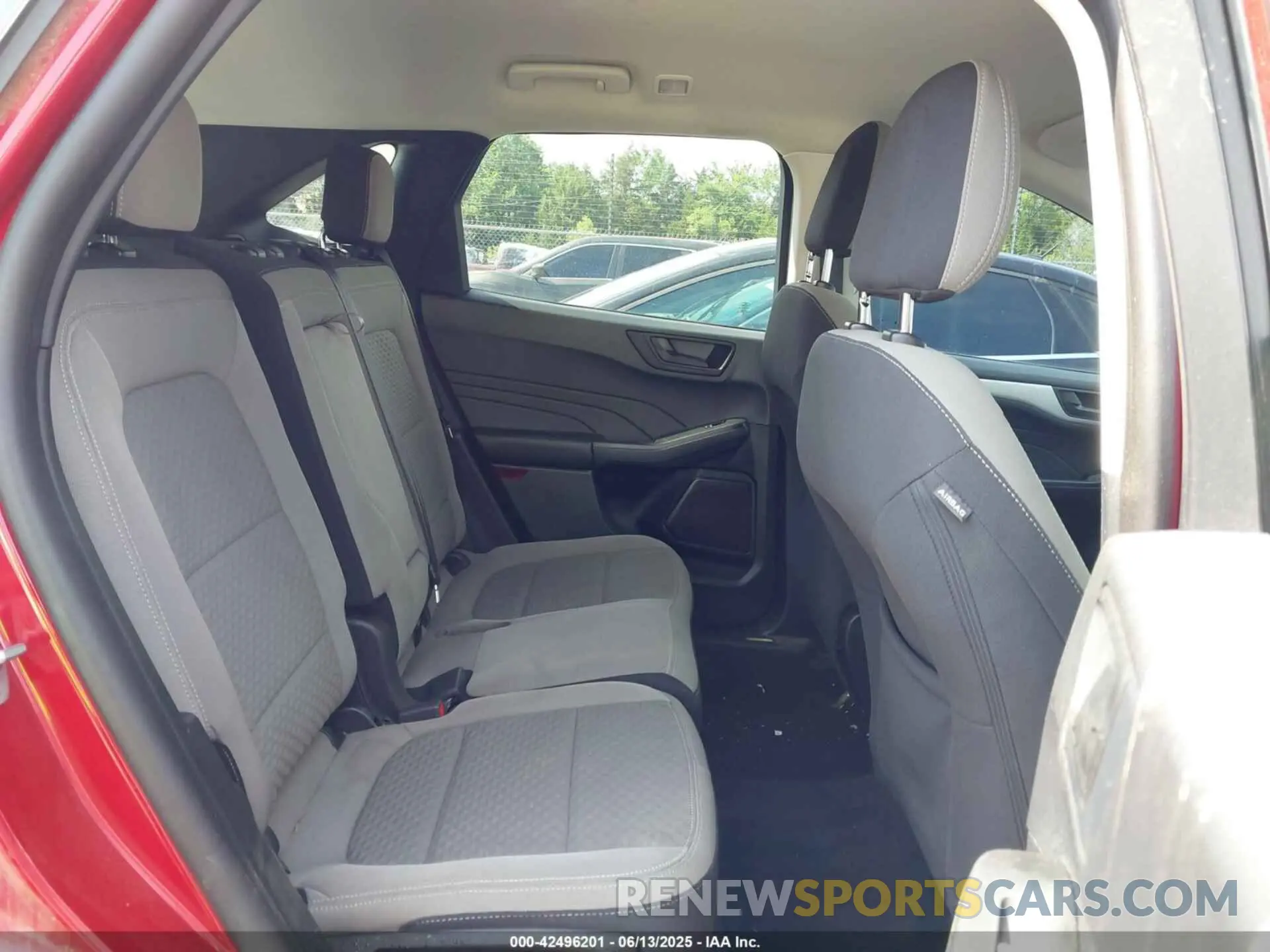 8 Photograph of a damaged car 1FMCU9G68NUB69176 FORD ESCAPE 2022