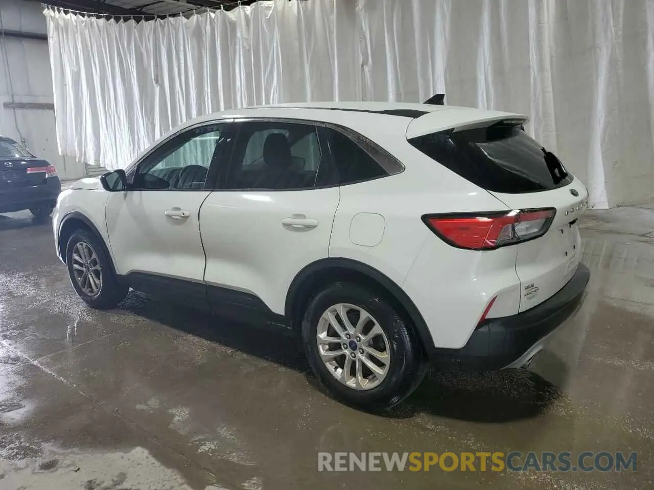 2 Photograph of a damaged car 1FMCU9G68NUB81649 FORD ESCAPE 2022