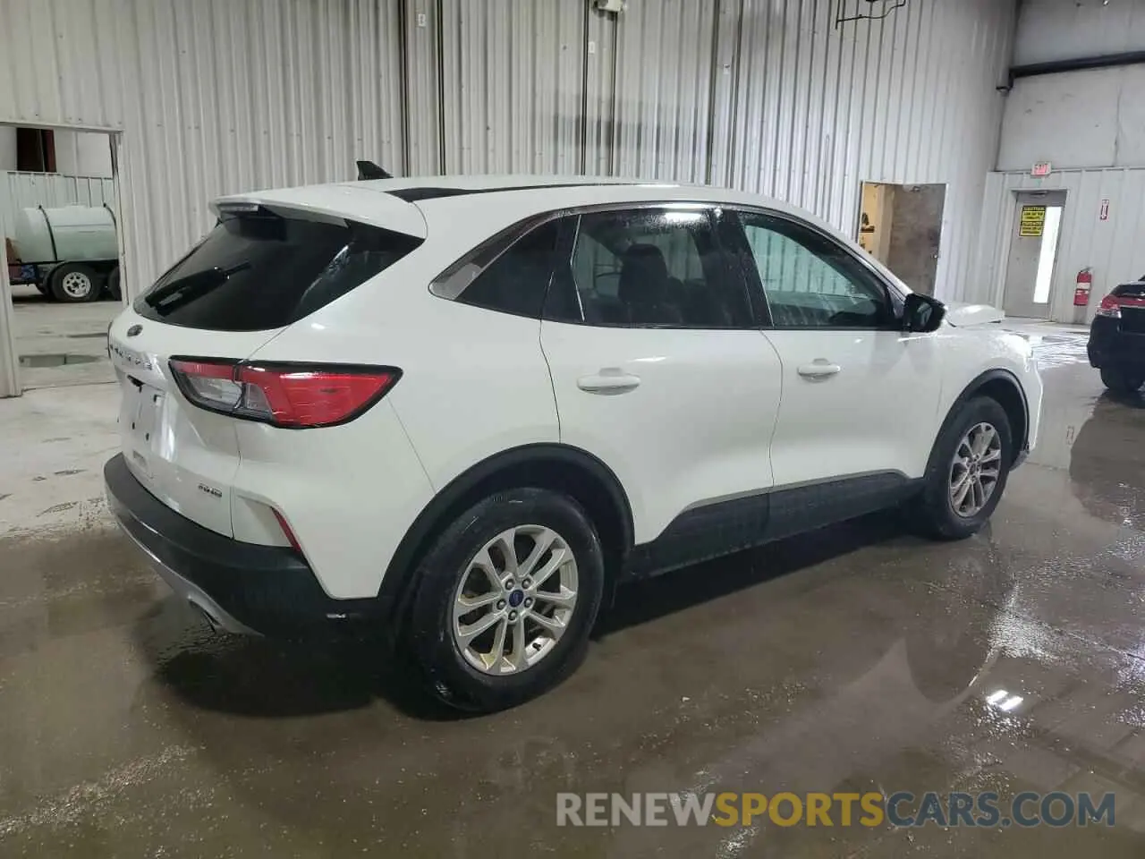 3 Photograph of a damaged car 1FMCU9G68NUB81649 FORD ESCAPE 2022