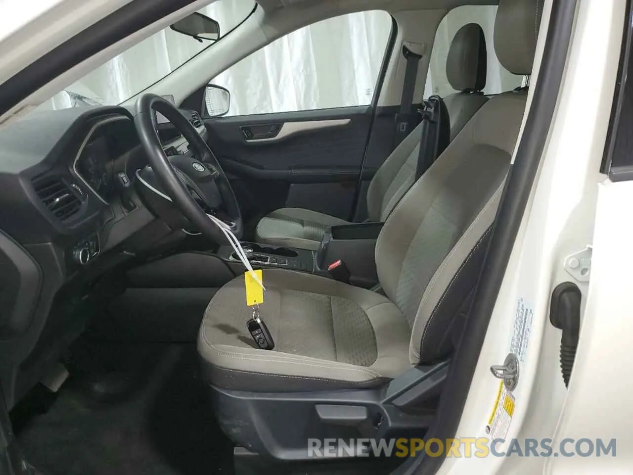 7 Photograph of a damaged car 1FMCU9G68NUB81649 FORD ESCAPE 2022
