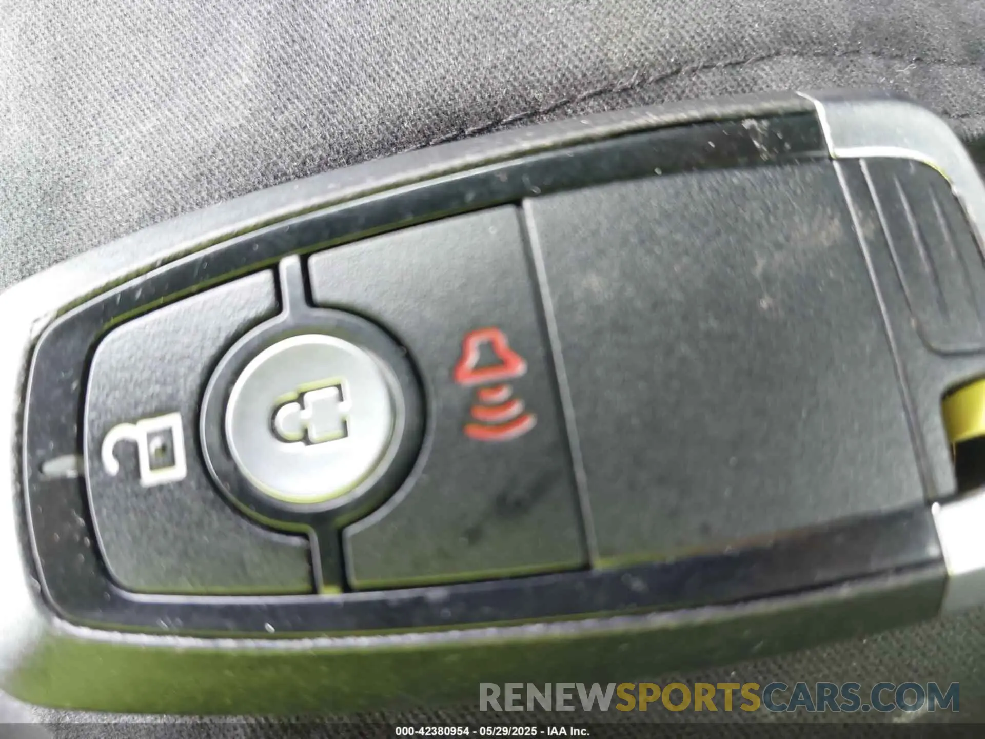 11 Photograph of a damaged car 1FMCU9G68NUB99651 FORD ESCAPE 2022