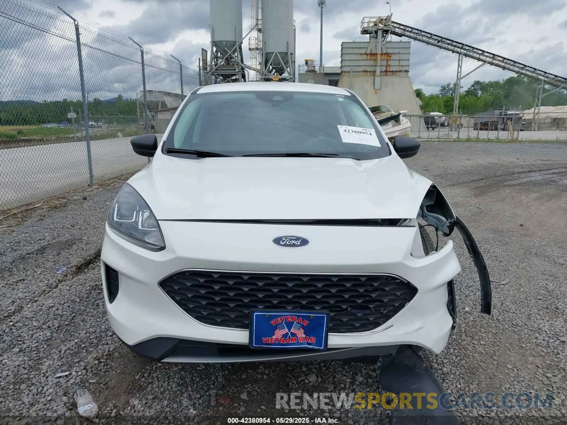 13 Photograph of a damaged car 1FMCU9G68NUB99651 FORD ESCAPE 2022