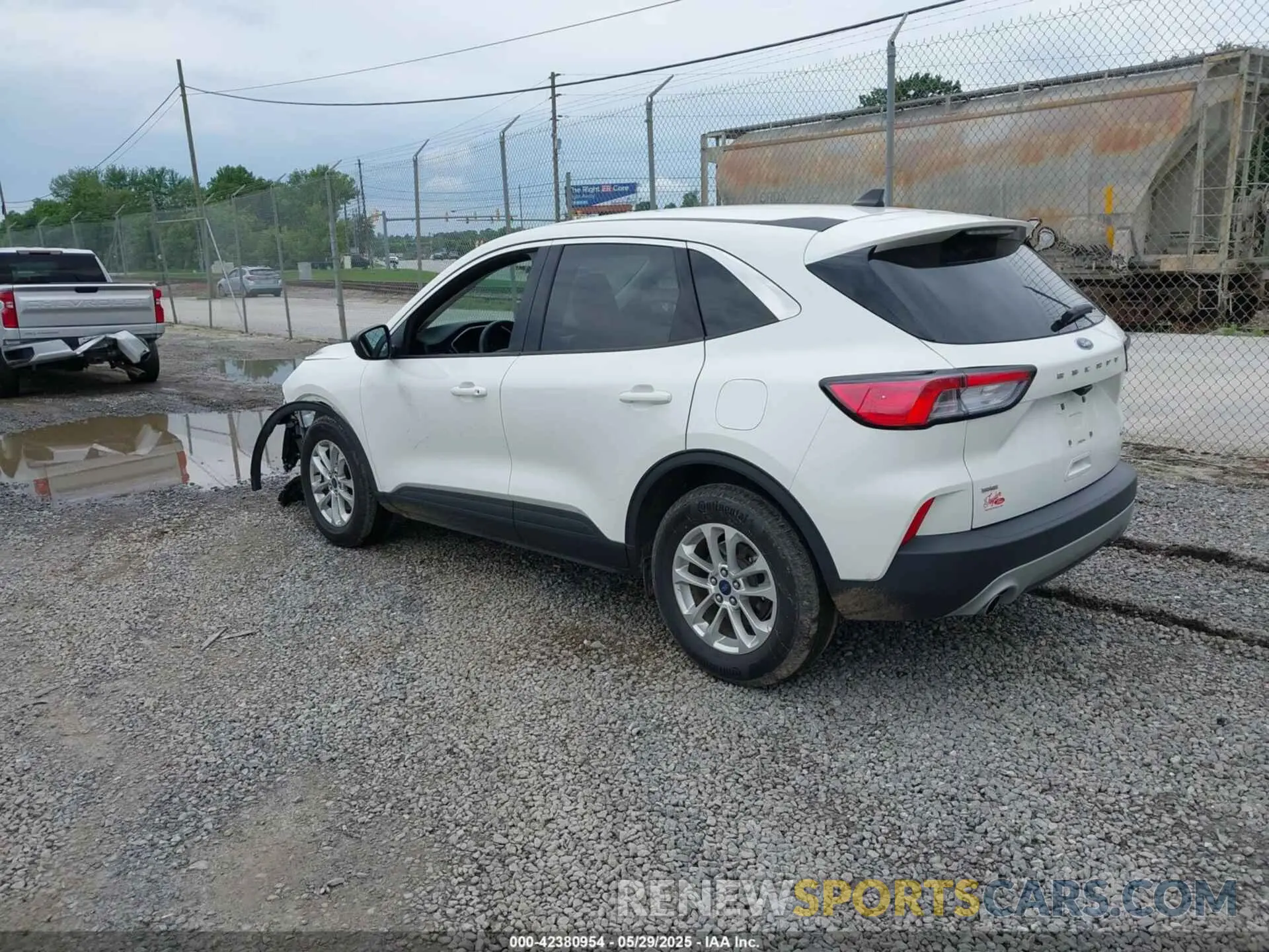 3 Photograph of a damaged car 1FMCU9G68NUB99651 FORD ESCAPE 2022