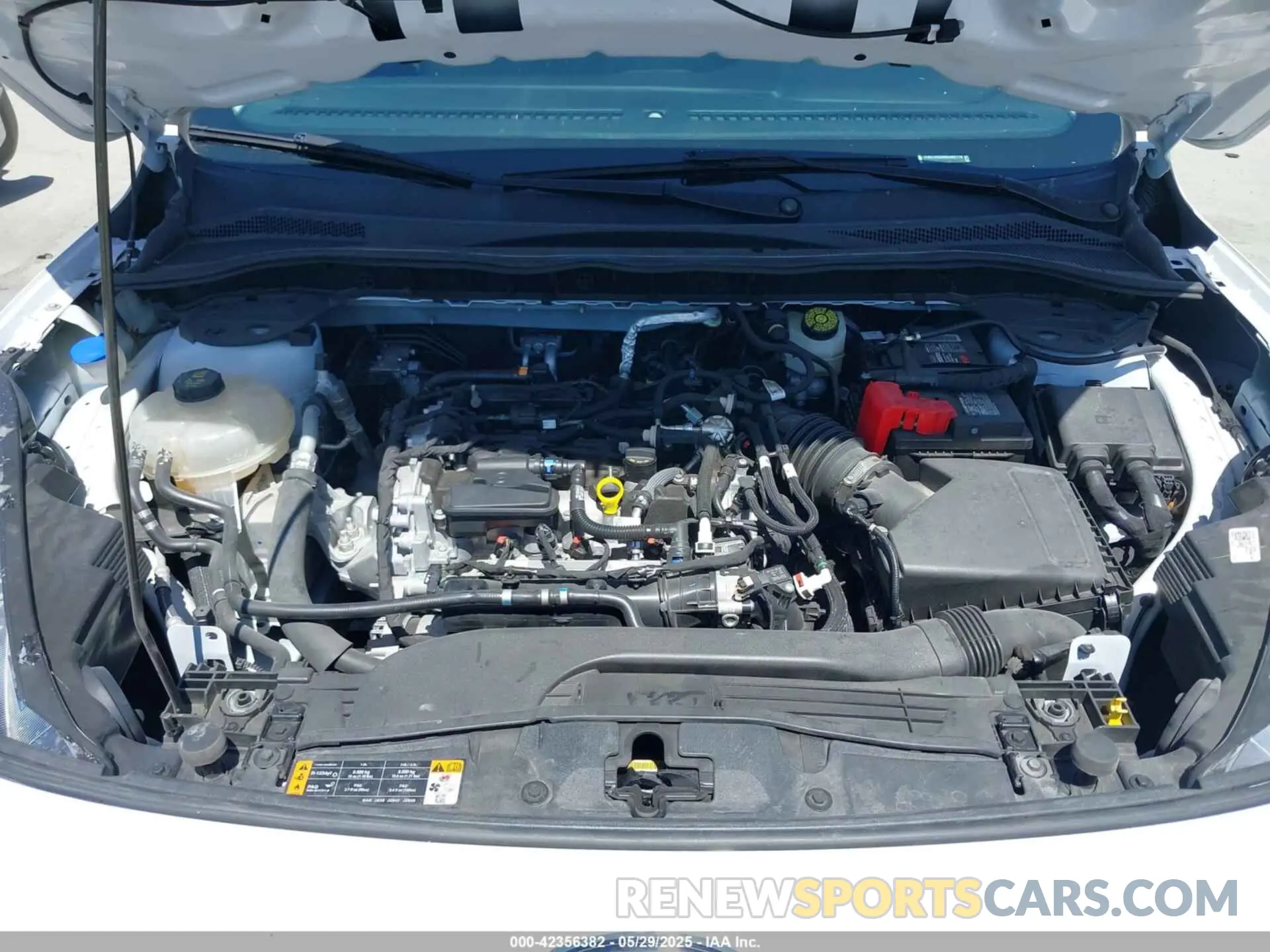 10 Photograph of a damaged car 1FMCU9G69NUA62119 FORD ESCAPE 2022