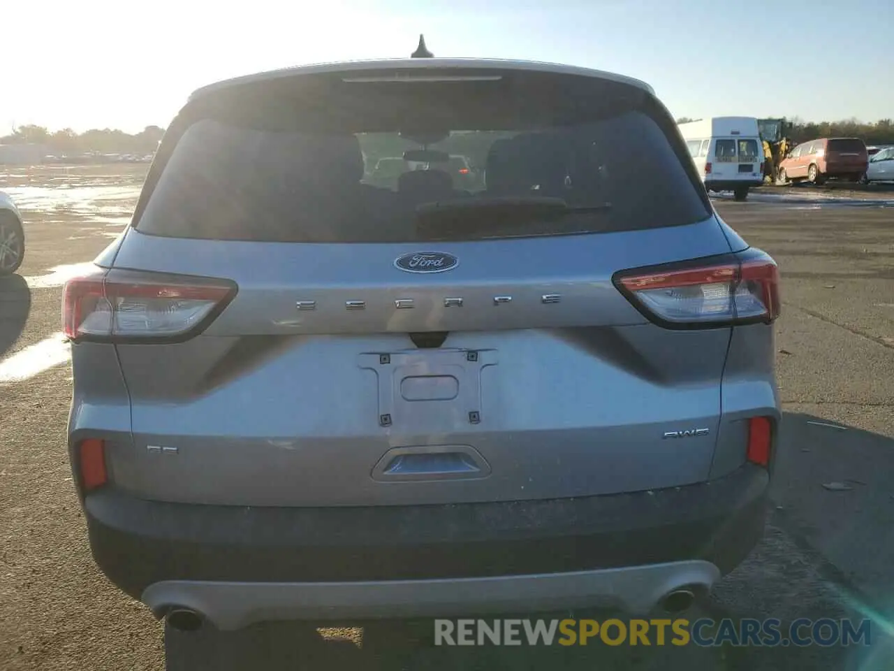 6 Photograph of a damaged car 1FMCU9G69NUA99171 FORD ESCAPE 2022