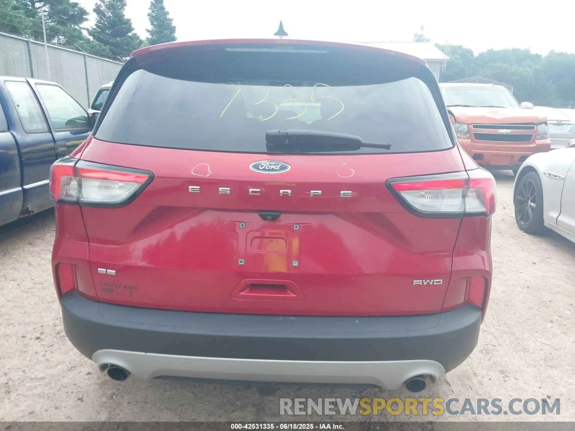 16 Photograph of a damaged car 1FMCU9G6XNUA04939 FORD ESCAPE 2022