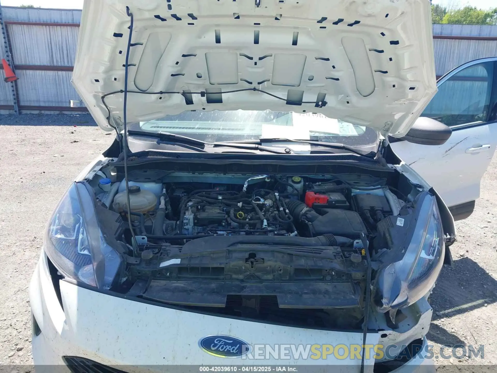 10 Photograph of a damaged car 1FMCU9G6XNUA60654 FORD ESCAPE 2022