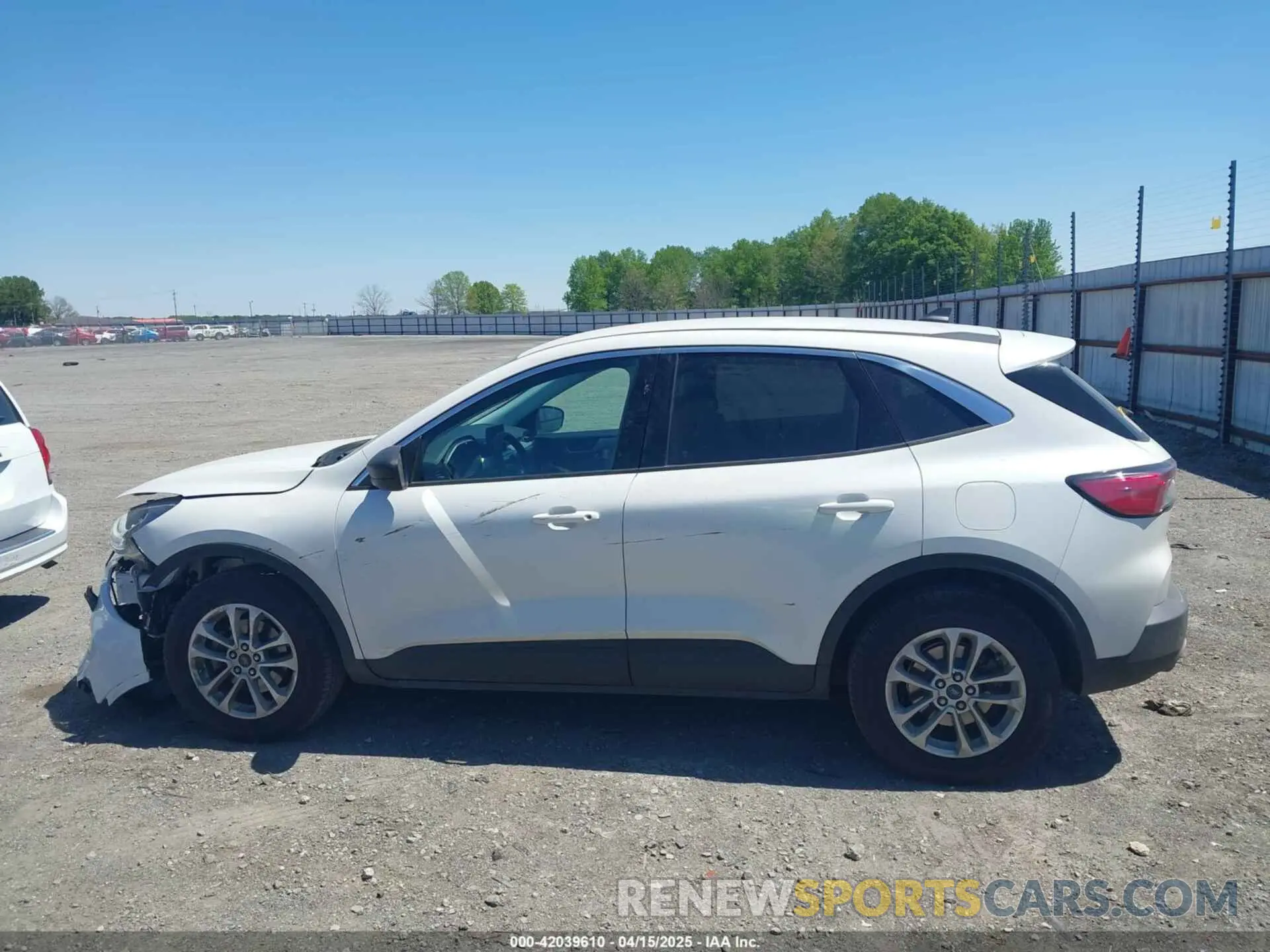 14 Photograph of a damaged car 1FMCU9G6XNUA60654 FORD ESCAPE 2022