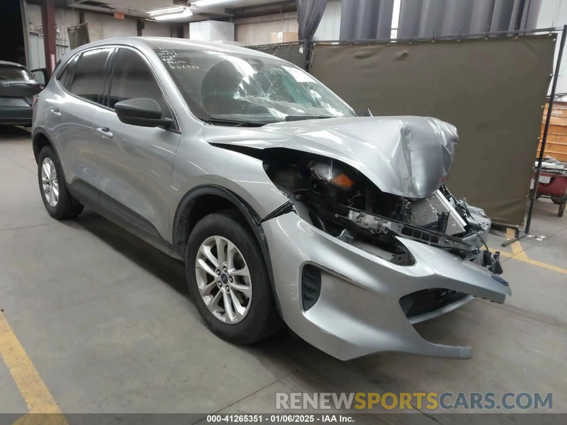 1 Photograph of a damaged car 1FMCU9G6XNUA63389 FORD ESCAPE 2022
