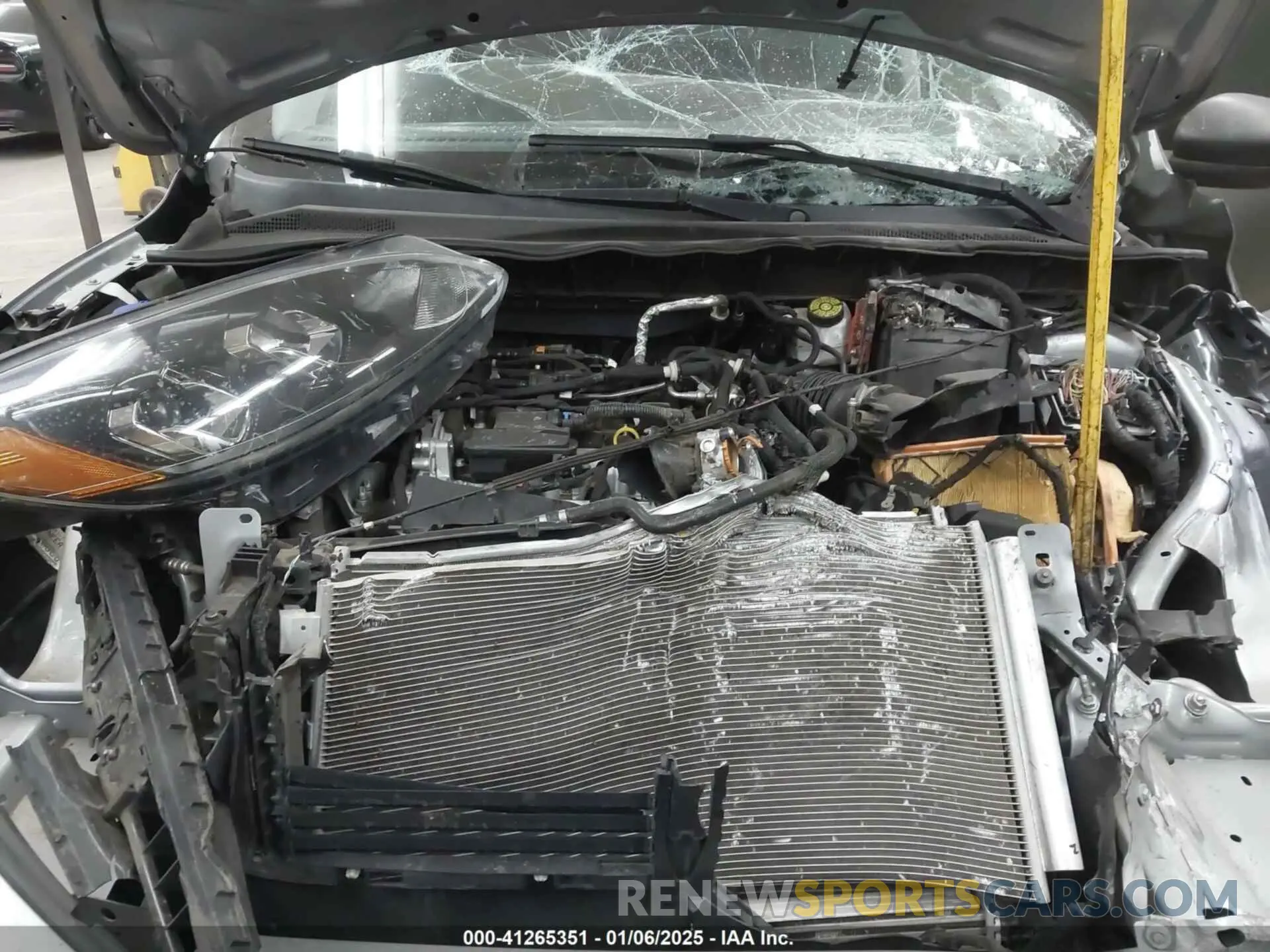 10 Photograph of a damaged car 1FMCU9G6XNUA63389 FORD ESCAPE 2022