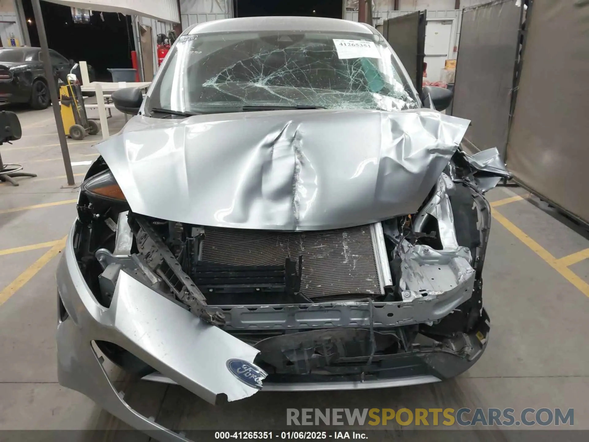 11 Photograph of a damaged car 1FMCU9G6XNUA63389 FORD ESCAPE 2022