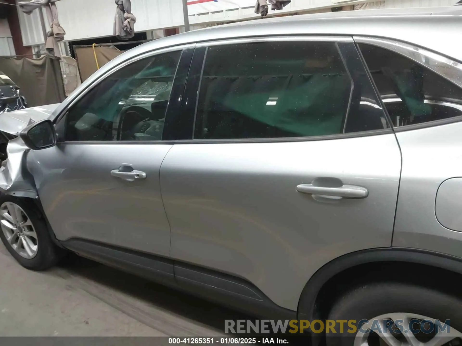 13 Photograph of a damaged car 1FMCU9G6XNUA63389 FORD ESCAPE 2022
