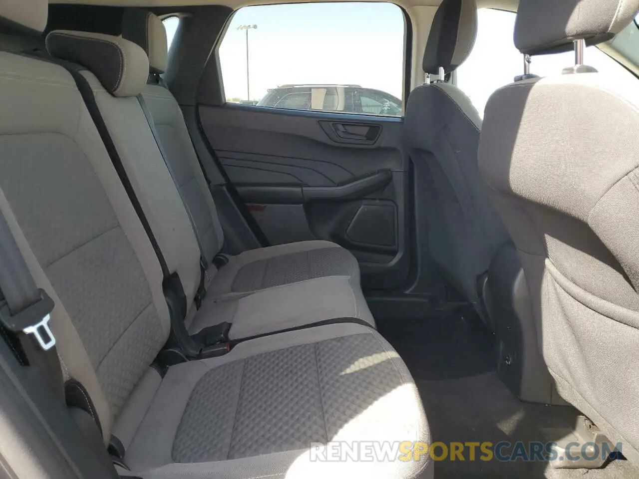 11 Photograph of a damaged car 1FMCU9G6XNUA69709 FORD ESCAPE 2022