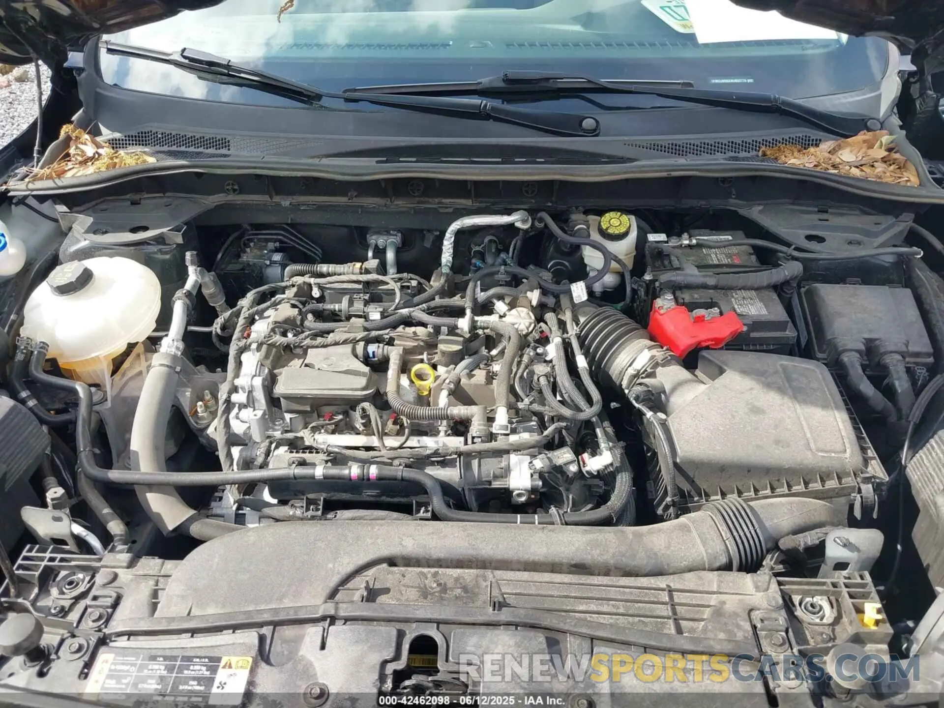 10 Photograph of a damaged car 1FMCU9G6XNUB22778 FORD ESCAPE 2022