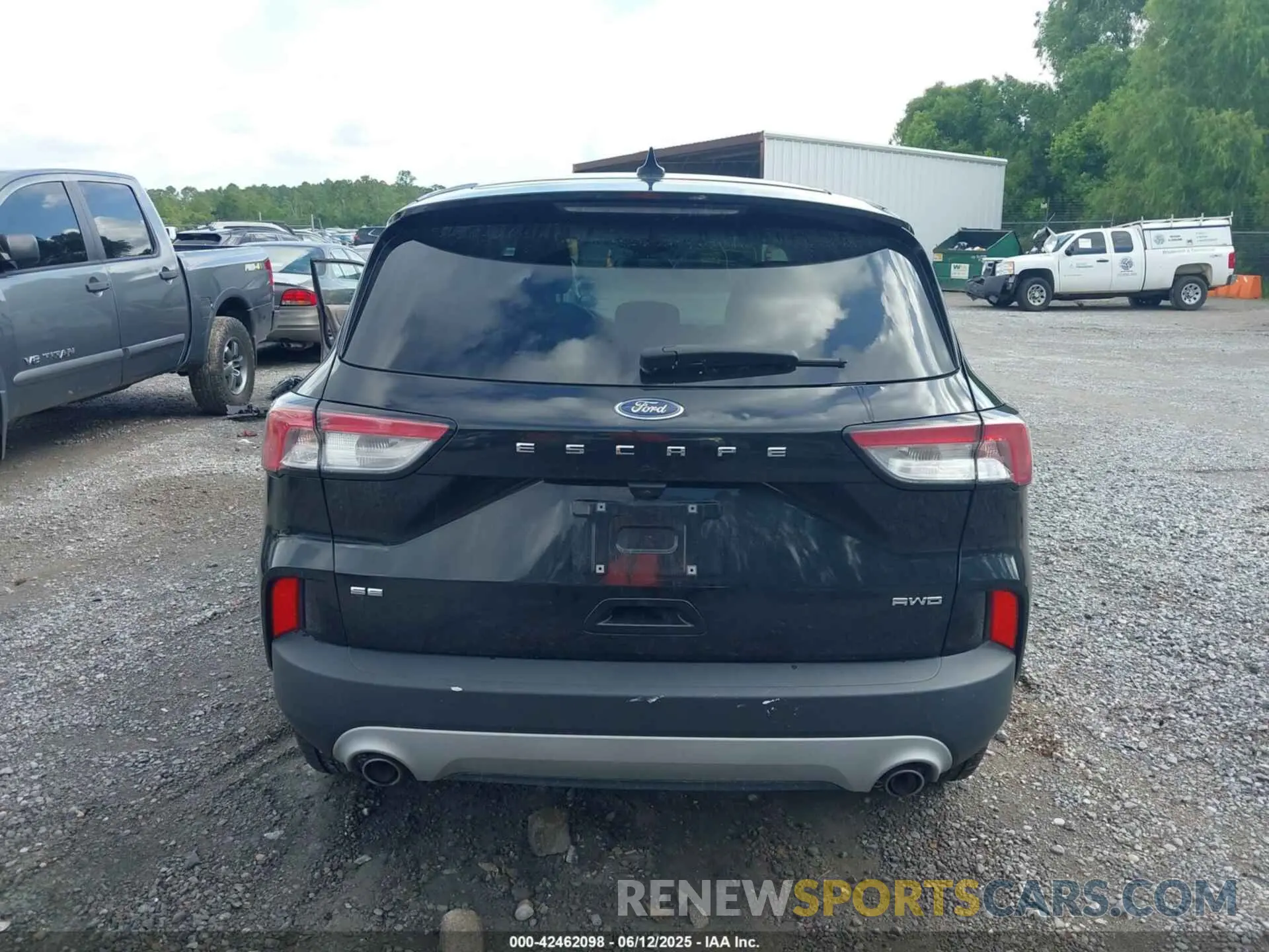 16 Photograph of a damaged car 1FMCU9G6XNUB22778 FORD ESCAPE 2022