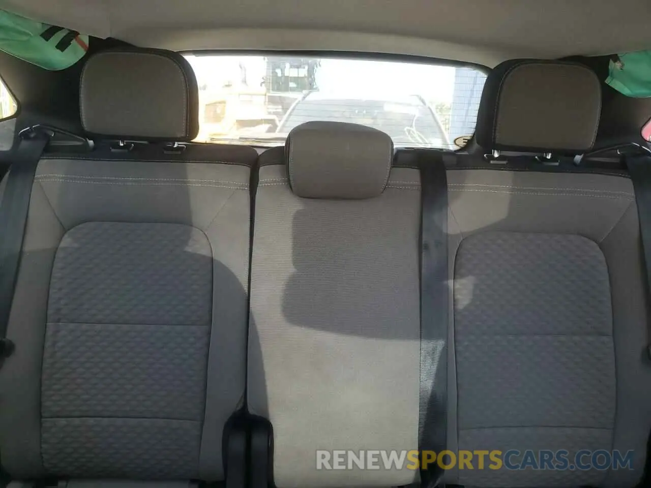 10 Photograph of a damaged car 1FMCU9G6XNUB44621 FORD ESCAPE 2022
