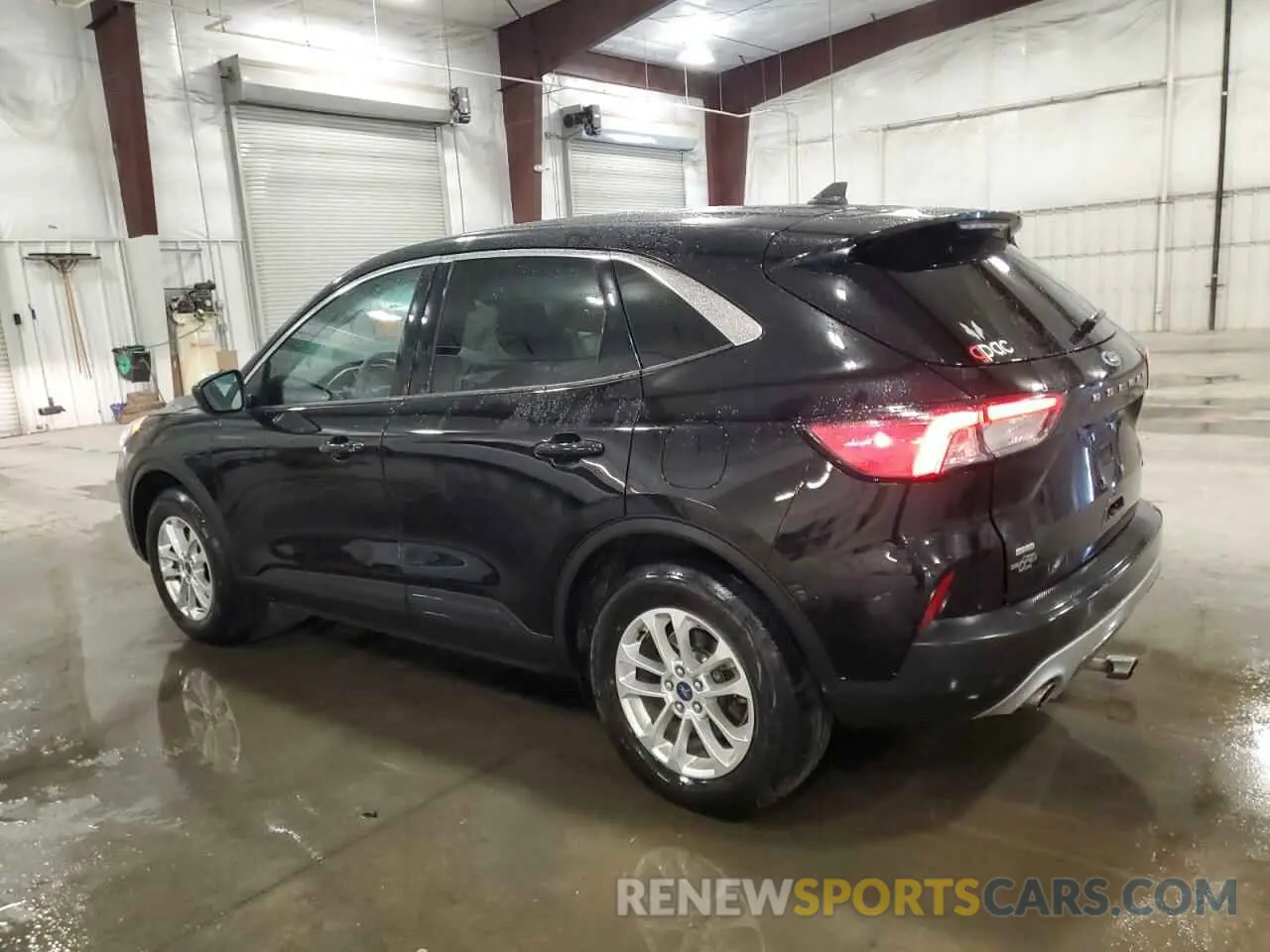 2 Photograph of a damaged car 1FMCU9G6XNUB71091 FORD ESCAPE 2022